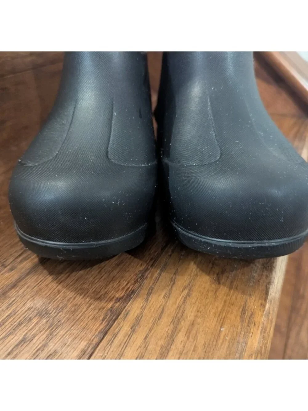 Bogs Neo-Classic boots Solid black Youth Size 1 big kid.